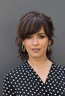 Veronica Sanchez/Los Serrano